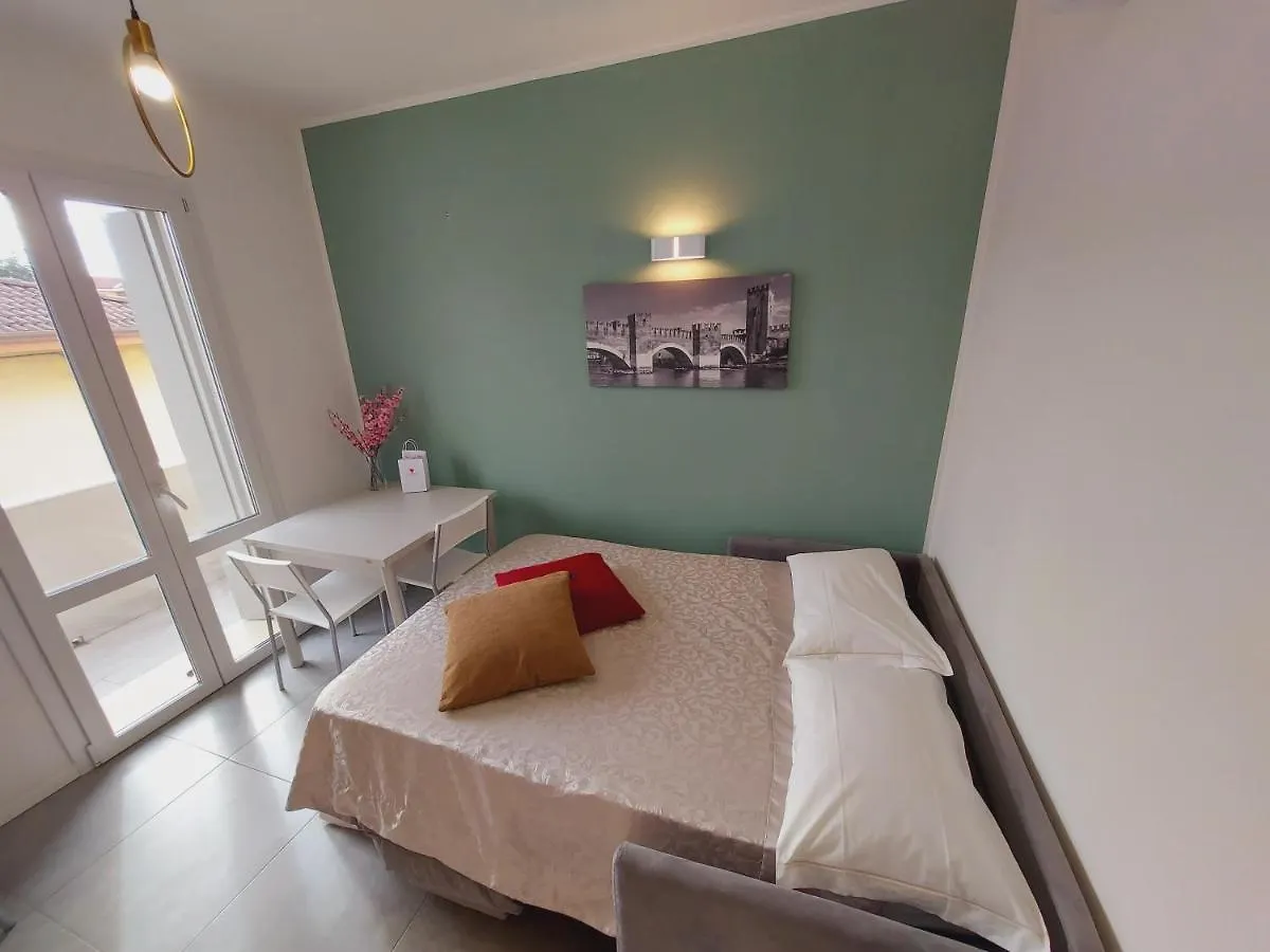 アパートホテル Residenza Delizia Camere & Appartamenti 